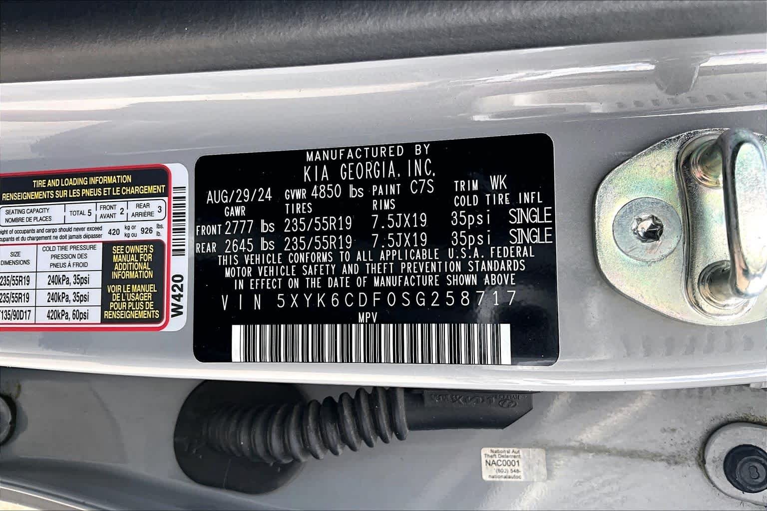 Used 2025 Wolf Gray Kia X-Line image 35