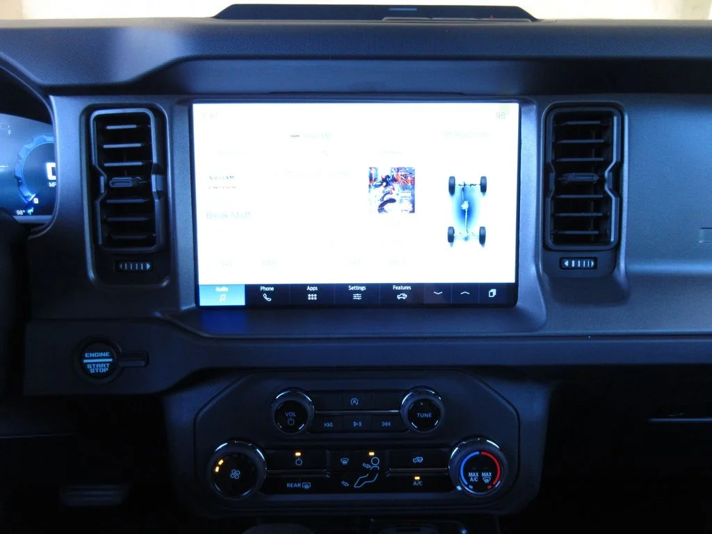2025 Ford Bronco 4-Door Base - Photo 18