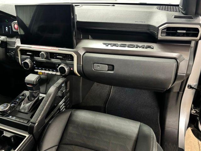 Used 2025 CELESTIAL SILVER Toyota  image 20