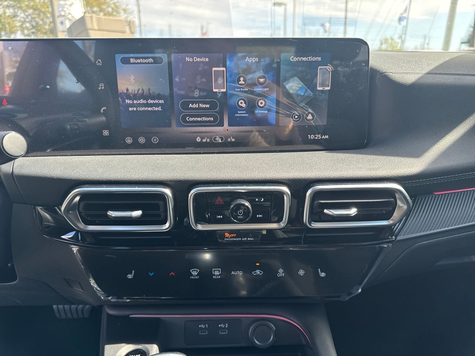 New 2026 Nissan Sentra SV 4D Sedan