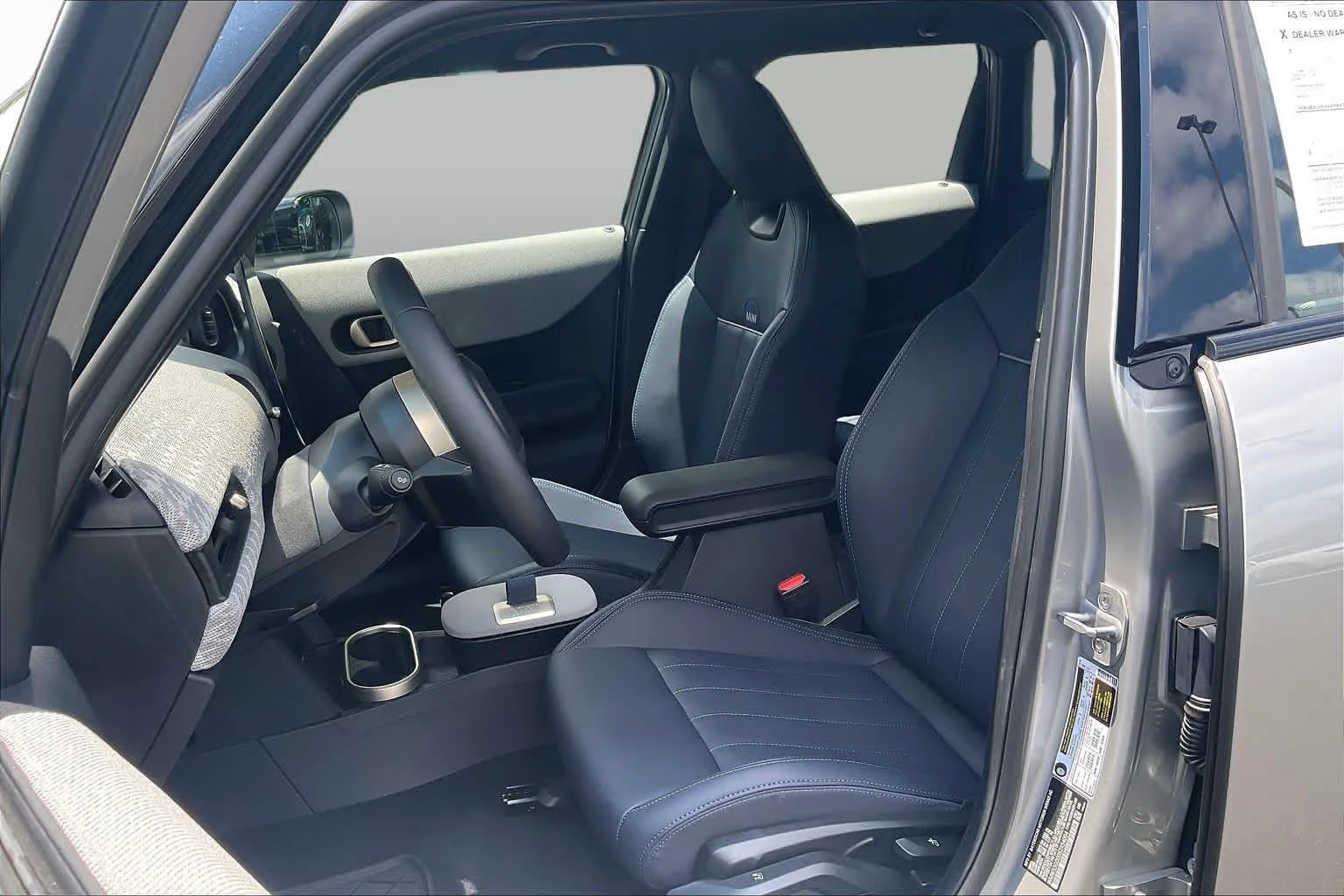 2025 MINI Hardtop 4 Door S - Photo 7