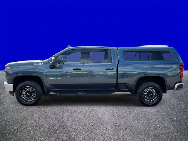 Used 2020 Shadow Gray Metallic Chevrolet LTZ image 6