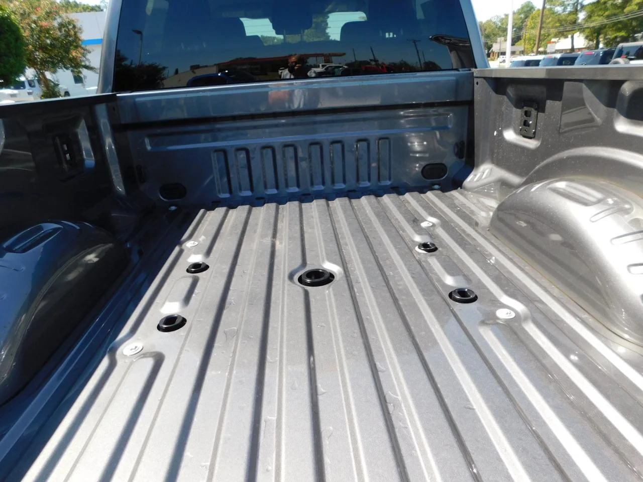 New 2027 Carbonized Gray Metallic Ford F-250® Lariat® image 10