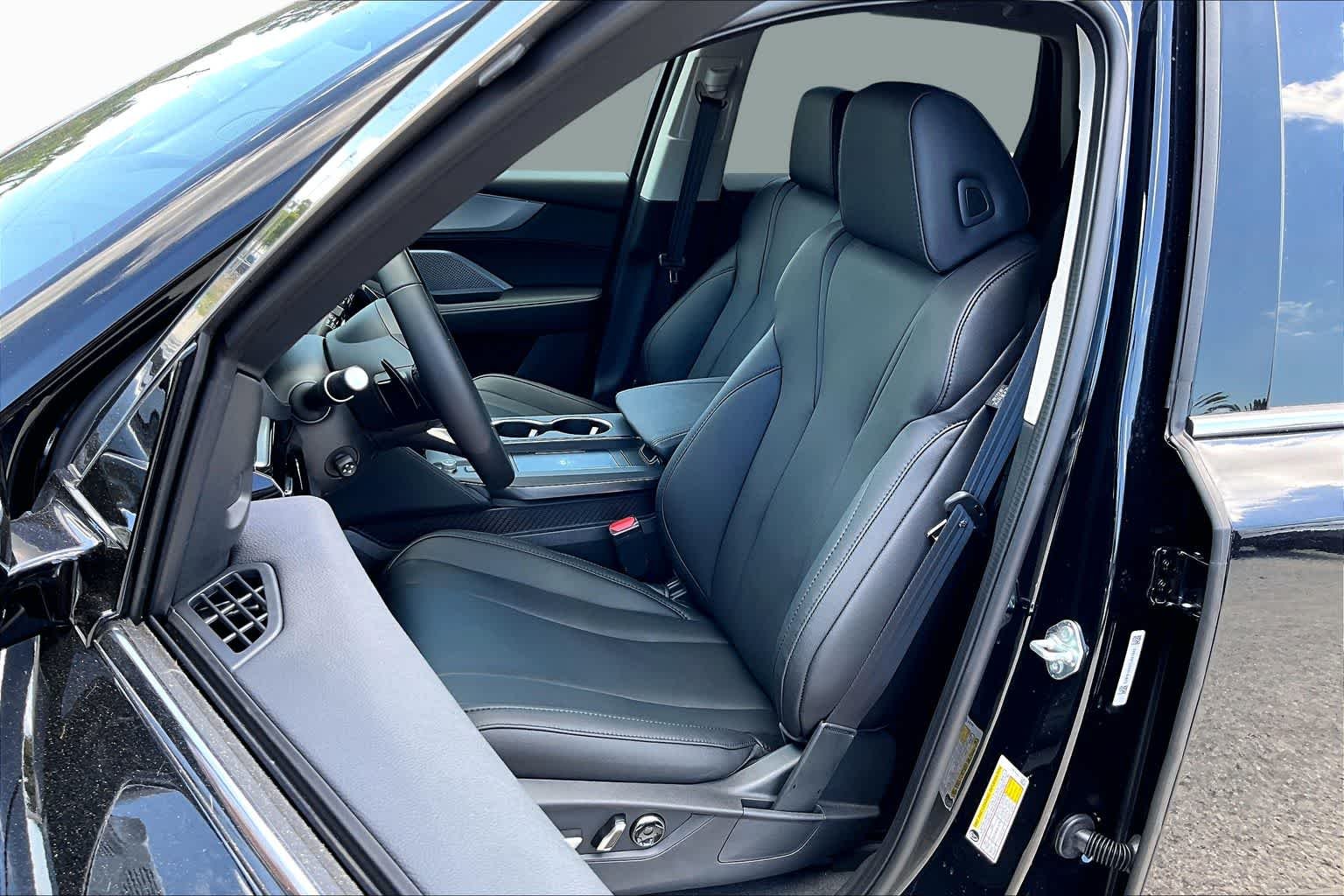 New 2026 Majestic Black Pearl Acura  image 9
