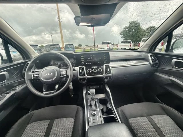 Used 2023 White Kia LX image 19