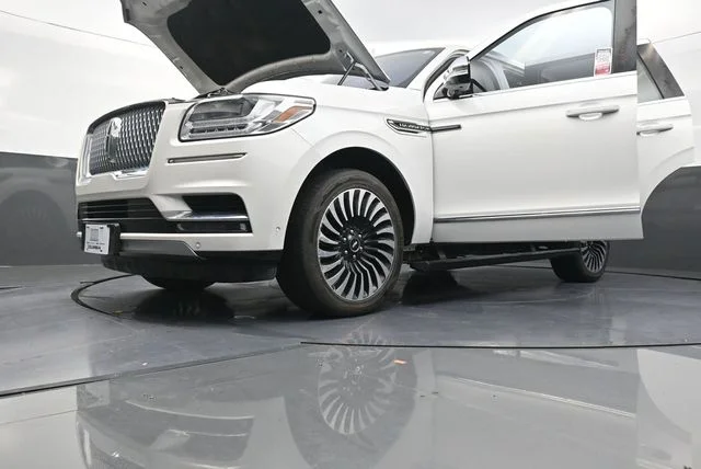 Used 2020 White Lincoln Black Label image 37