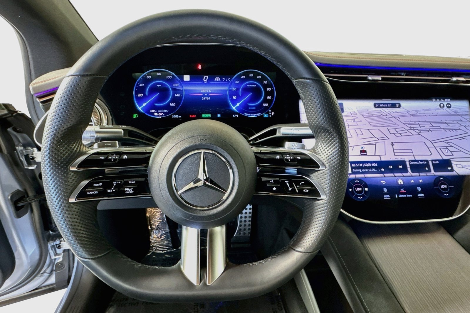 Certified Used 2022 Cirrus Silver Metallic Mercedes-Benz EQS 580 image 11
