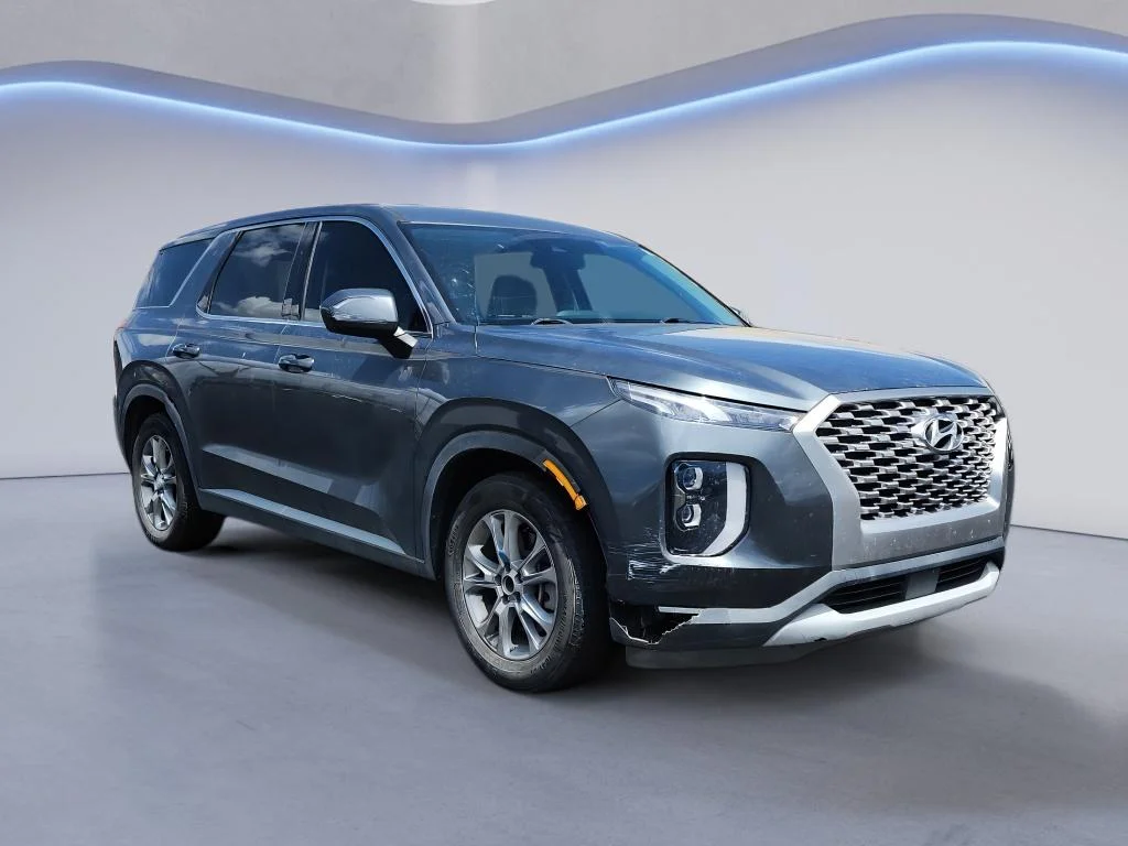 Used 2022 Steel Graphite Hyundai SE image 3