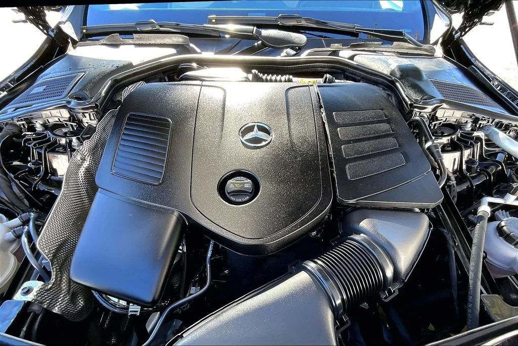 Certified Used 2022 Black Mercedes-Benz C 300 image 9