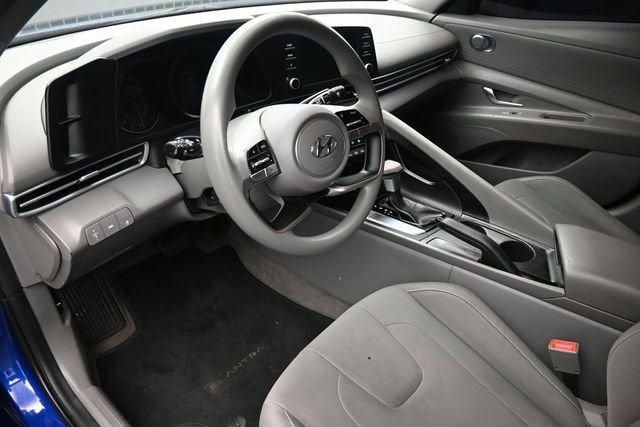 Used 2023 Blue Hyundai SEL image 18
