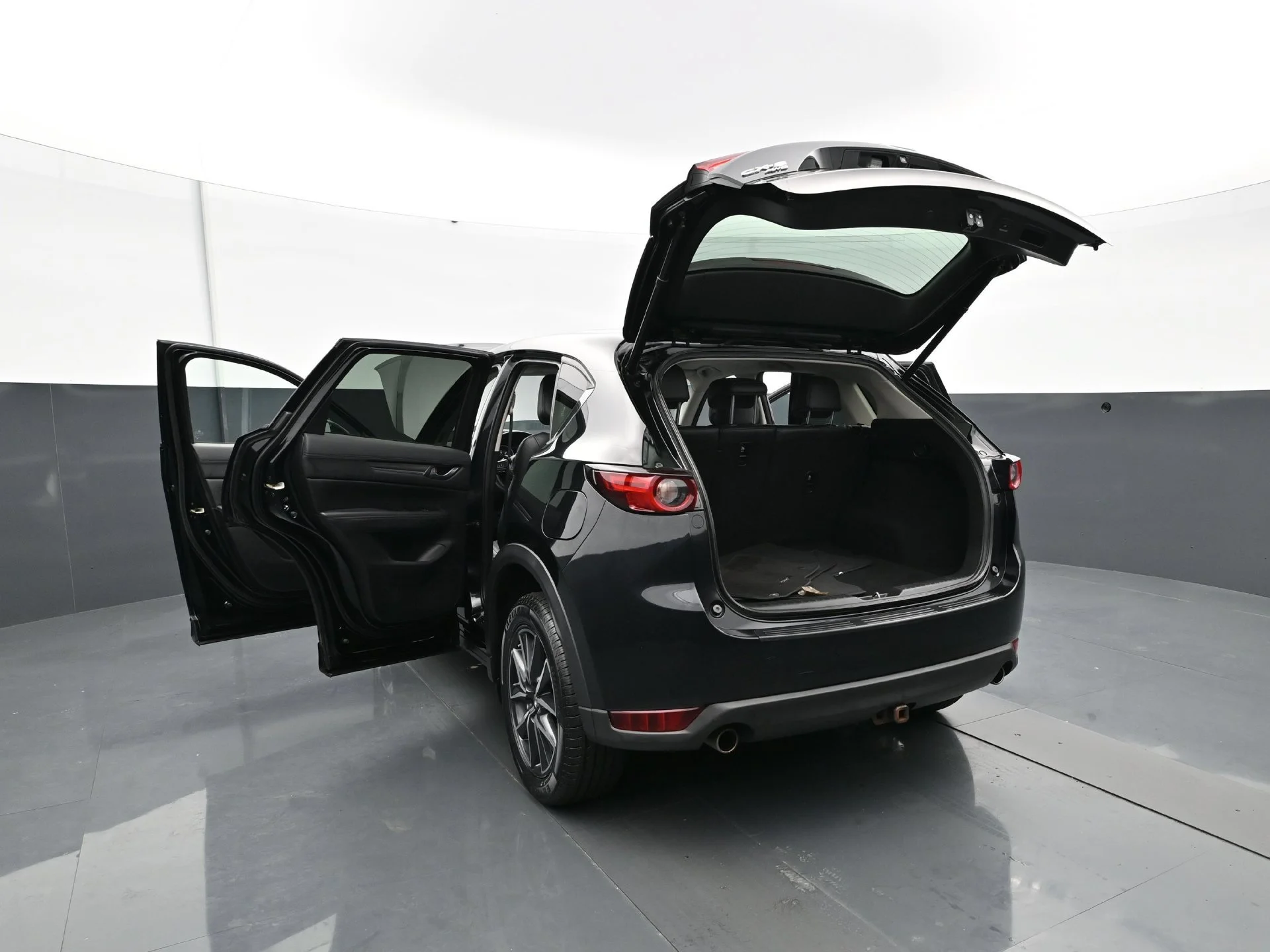 Used 2017 Jet Black Mica Mazda Grand Touring image 39
