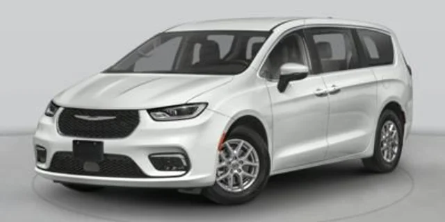 2023 Chrysler Pacifica Pinnacle AWD - 360 Camera - Premium Leather - Amazon Fire - Heated Seats - Remote Start