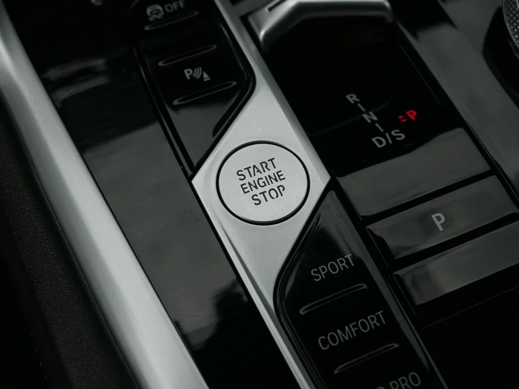 Used 2024 Black Sapphire Metallic BMW xDrive40i image 22