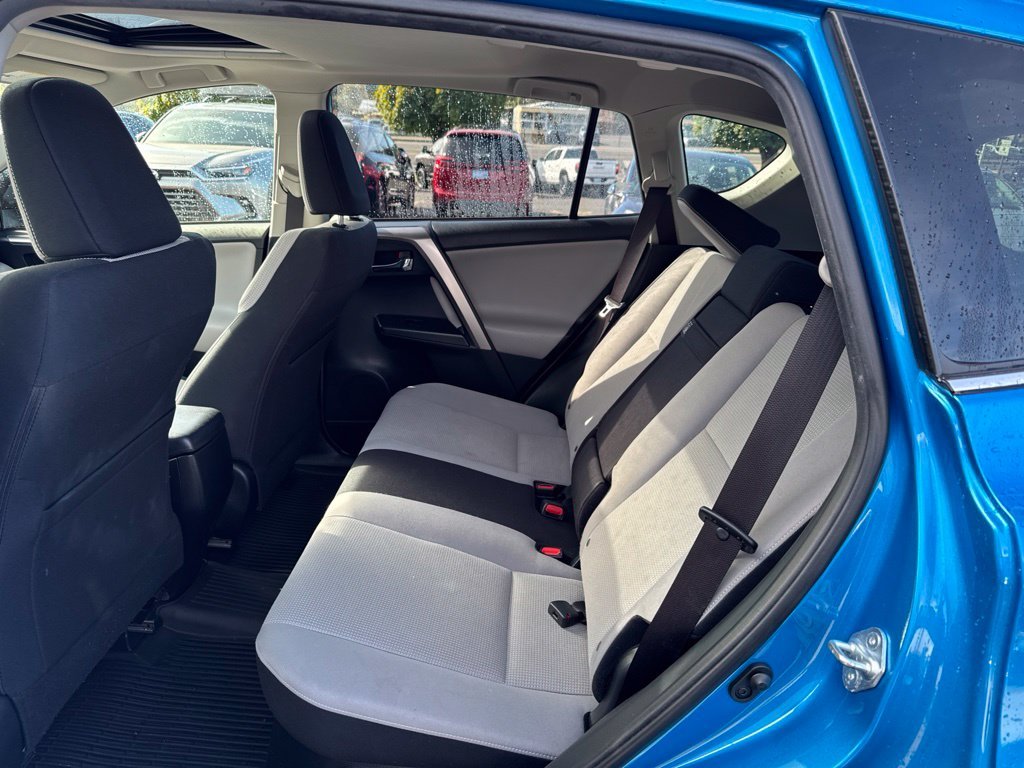 Used 2016 Electric Toyota XLE image 6