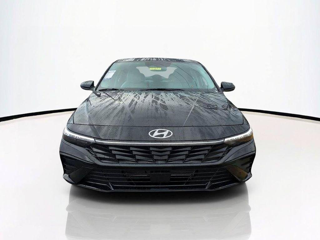 New 2026 Black Hyundai Limited image 3