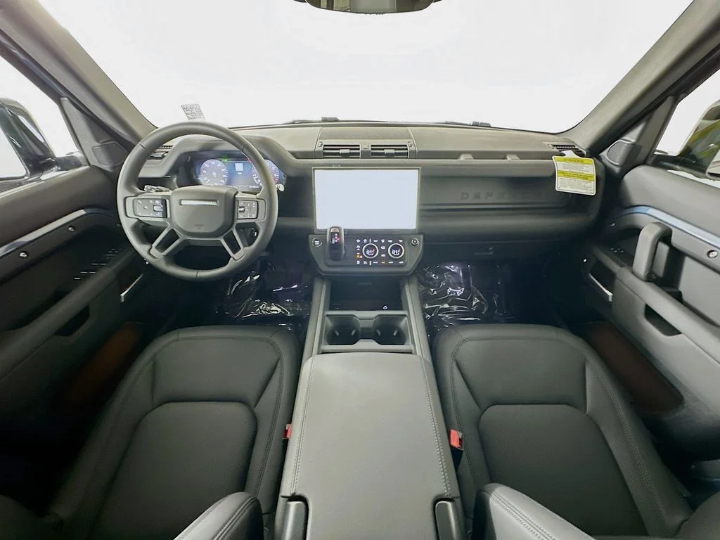 2026 Land Rover Defender S - Photo 24