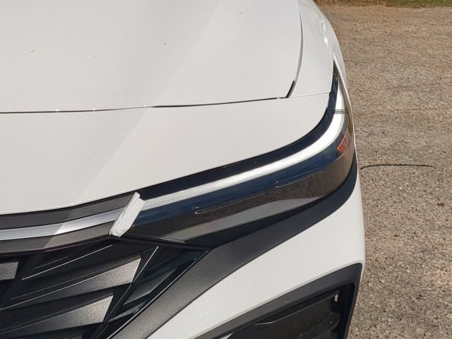 2025 Hyundai Elantra SEL - Photo 36