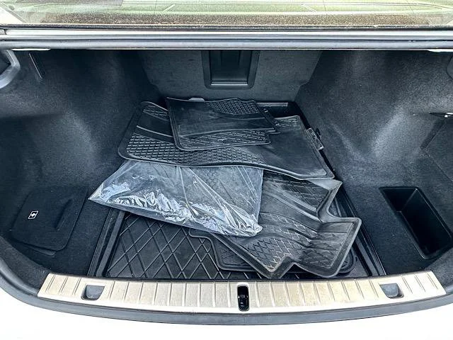 2022 BMW 7 Series 740i - Photo 11