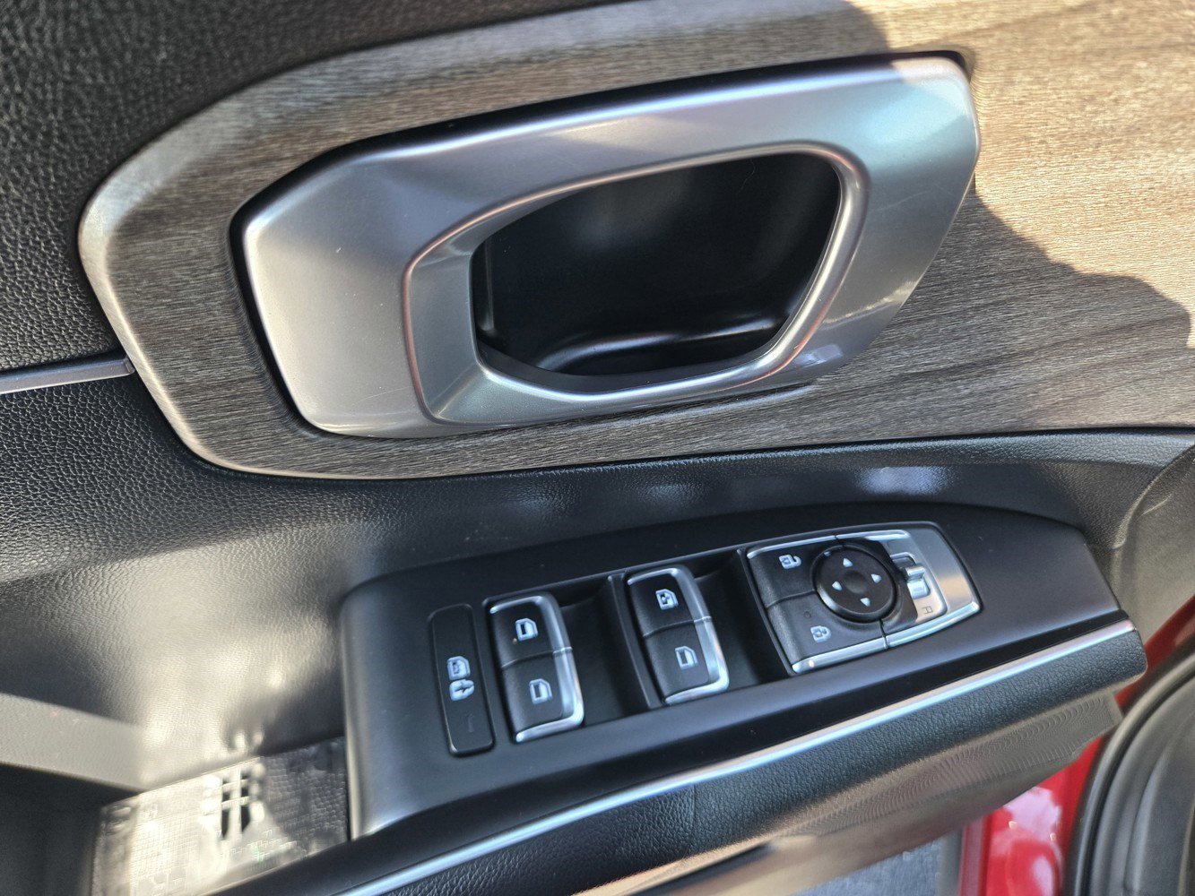 Used 2022 Passion Red Tintcoat Kia X-Line EX image 37