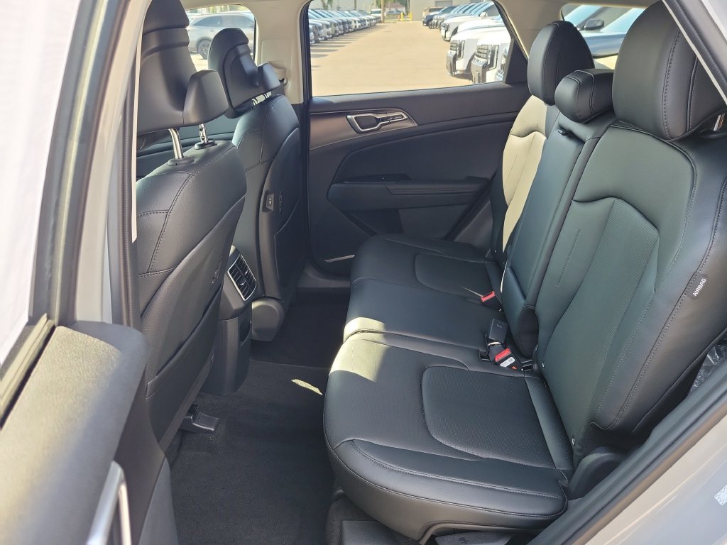 New 2027 Wolf Gray Kia EX image 16
