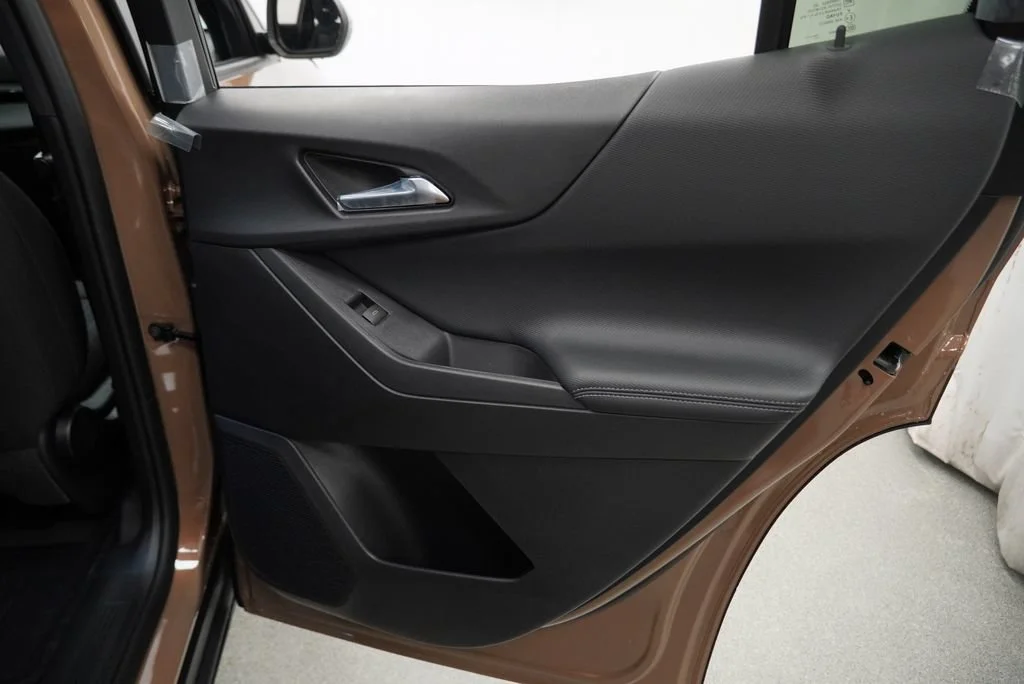 2027 Chevrolet Equinox LT - Photo 26