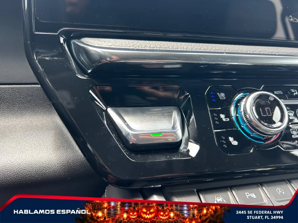 New 2026 Glacier White Tricoat GMC Denali image 28