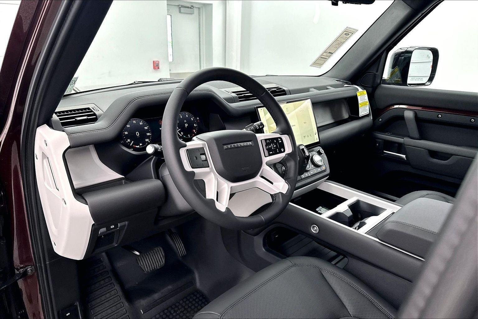 New 2026 Sedona Red Metallic Land Rover S image 22