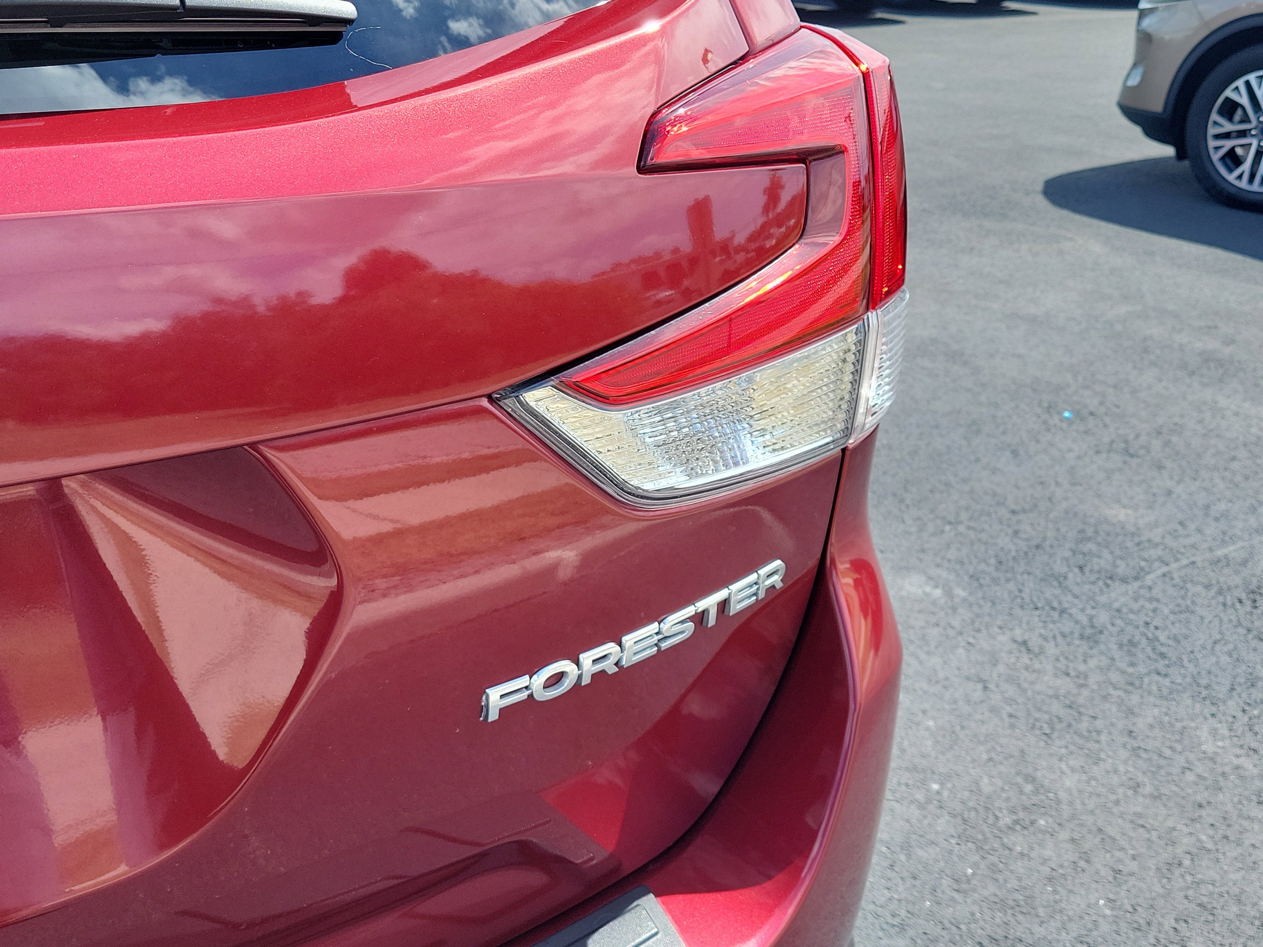 Used 2021 Crimson Red Pearl Subaru Limited image 10