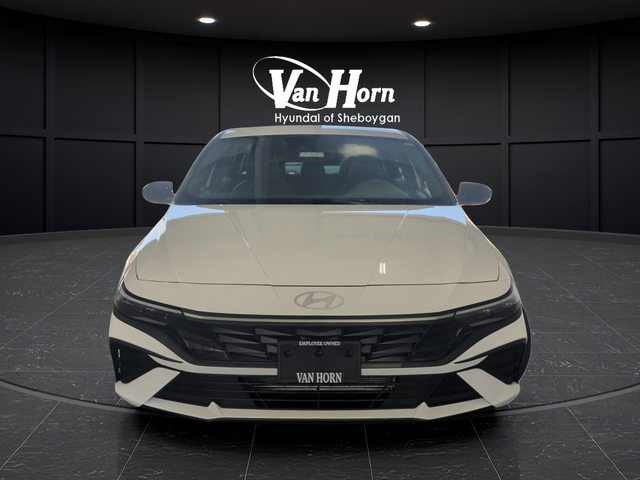 Certified Used 2025 Serenity White Hyundai SEL Sport image 2
