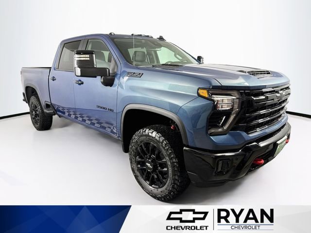2026 Chevrolet Silverado HD LT 4WD Crew Cab Standard Box SRW's photo