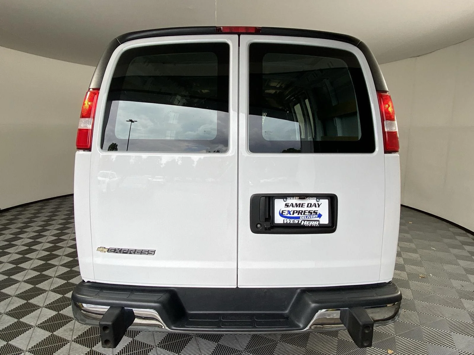 Used 2025 Summit White Chevrolet Cargo Van image 14