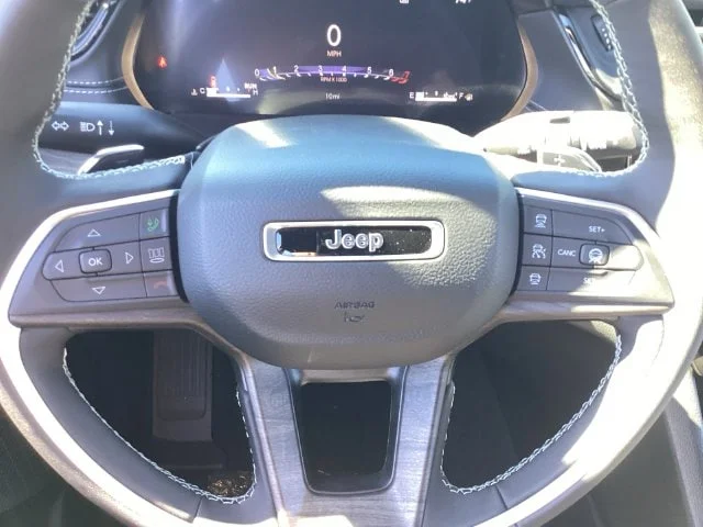 New 2027 Gray Jeep LAREDO ALTITUDE 4X4 image 13