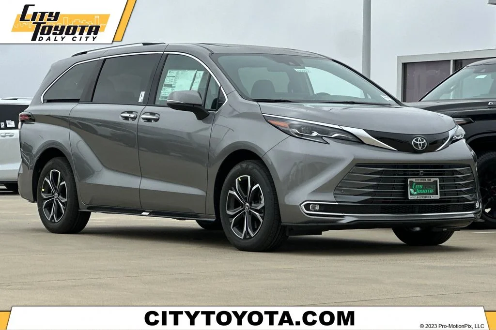2026 Toyota Sienna  Platinum