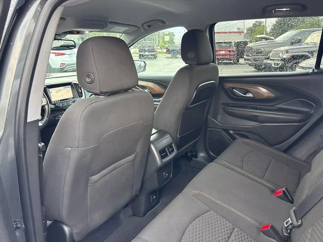 Used 2020 Gray GMC SLE image 9