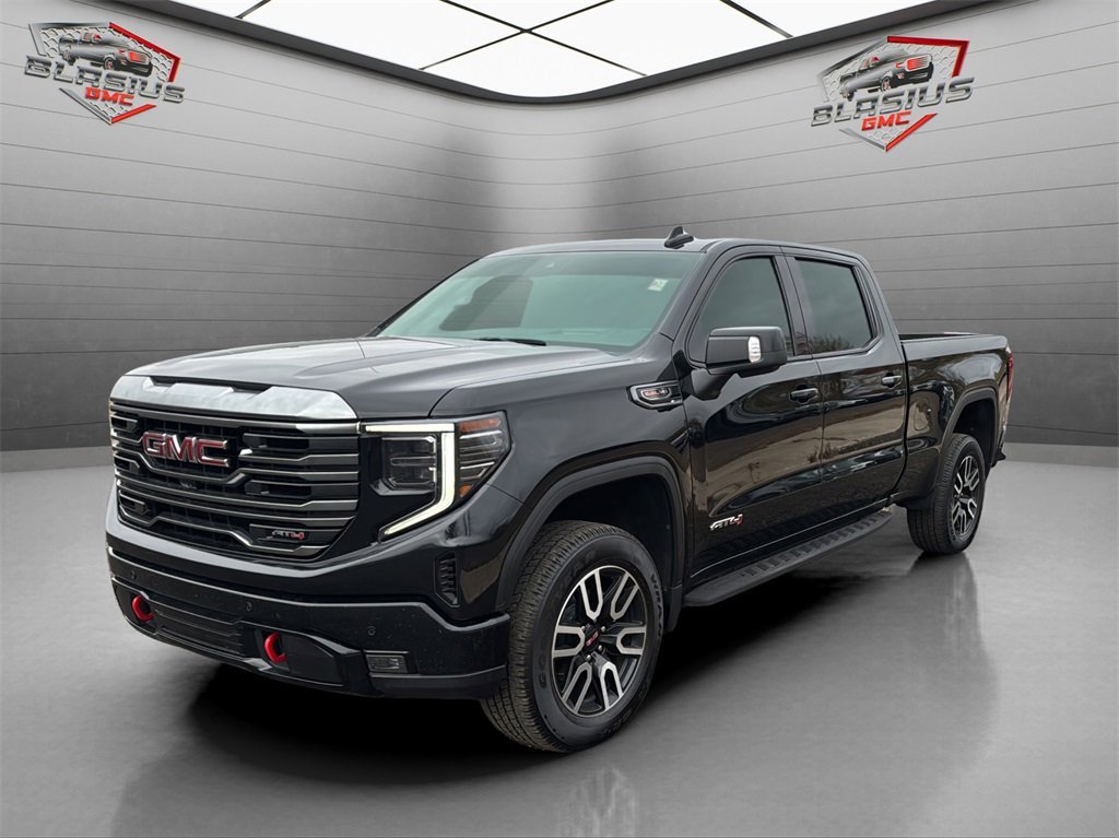 2022 GMC Sierra 1500 AT4's photo