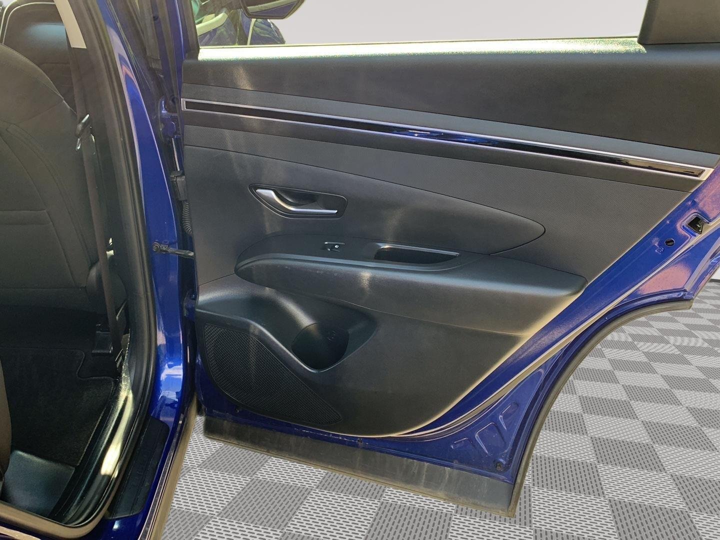 Used 2022 Intense Blue Hyundai SE image 13