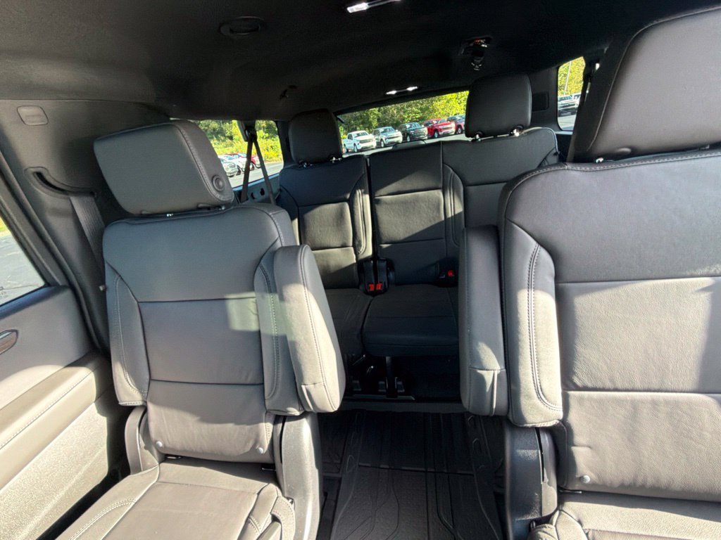 2026 Chevrolet Suburban LT - Photo 36