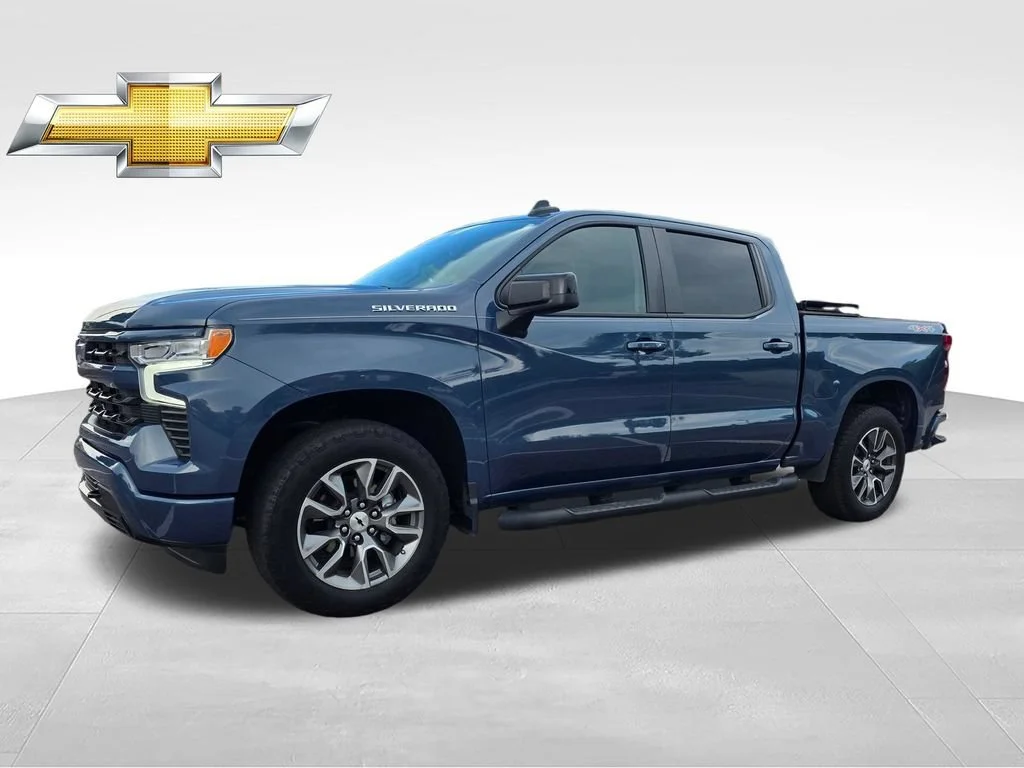 Used 2024 Lakeshore Blue Metallic Chevrolet RST image 2