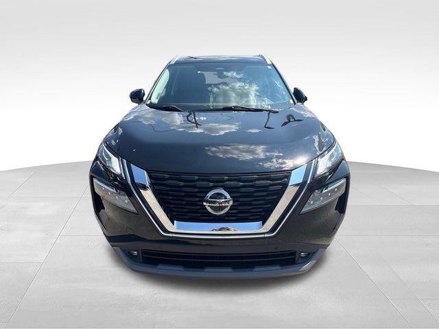 Used 2021 Black Nissan SL image 8