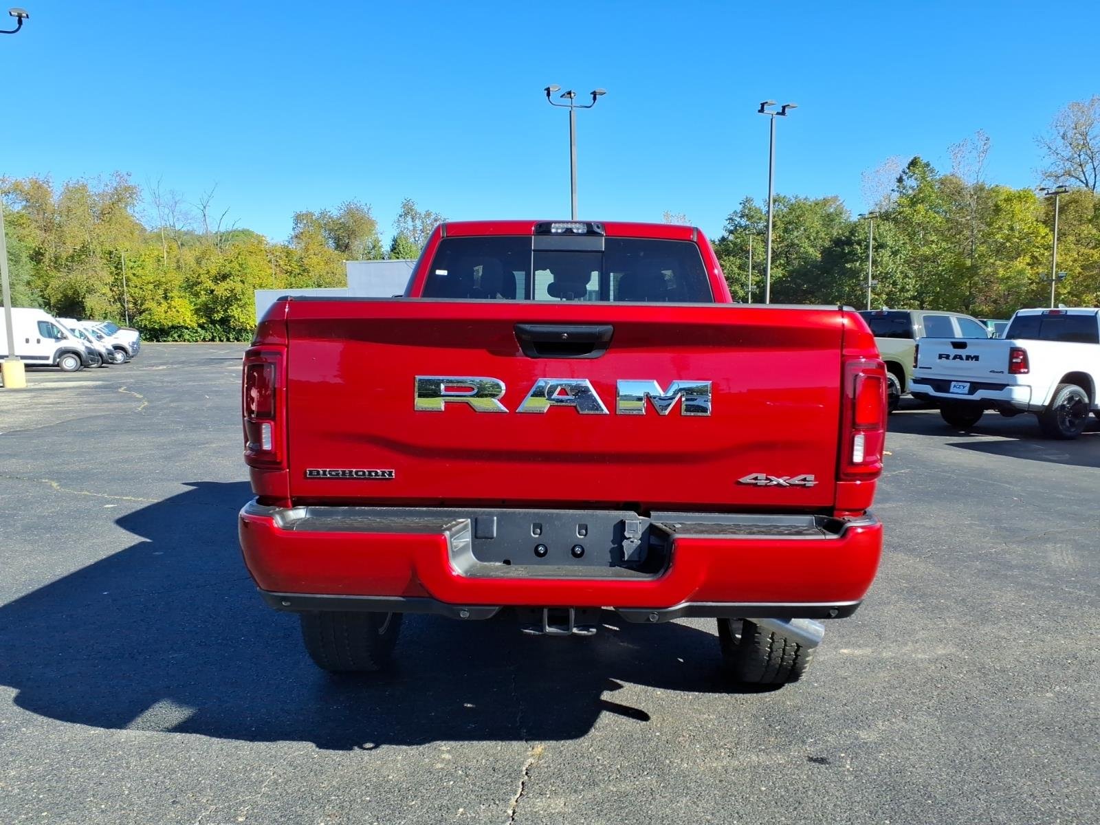 New 2027 Molten Red Pearl-Coat Exterior Paint RAM Big Horn image 6