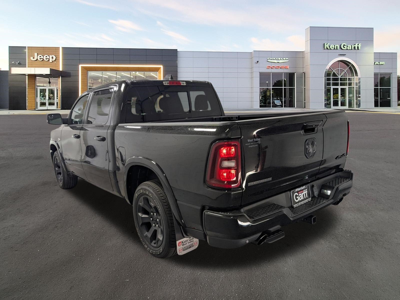 New 2026 Diamond Black Crystal Pearl-Coat Exterior Paint RAM Big Horn image 7