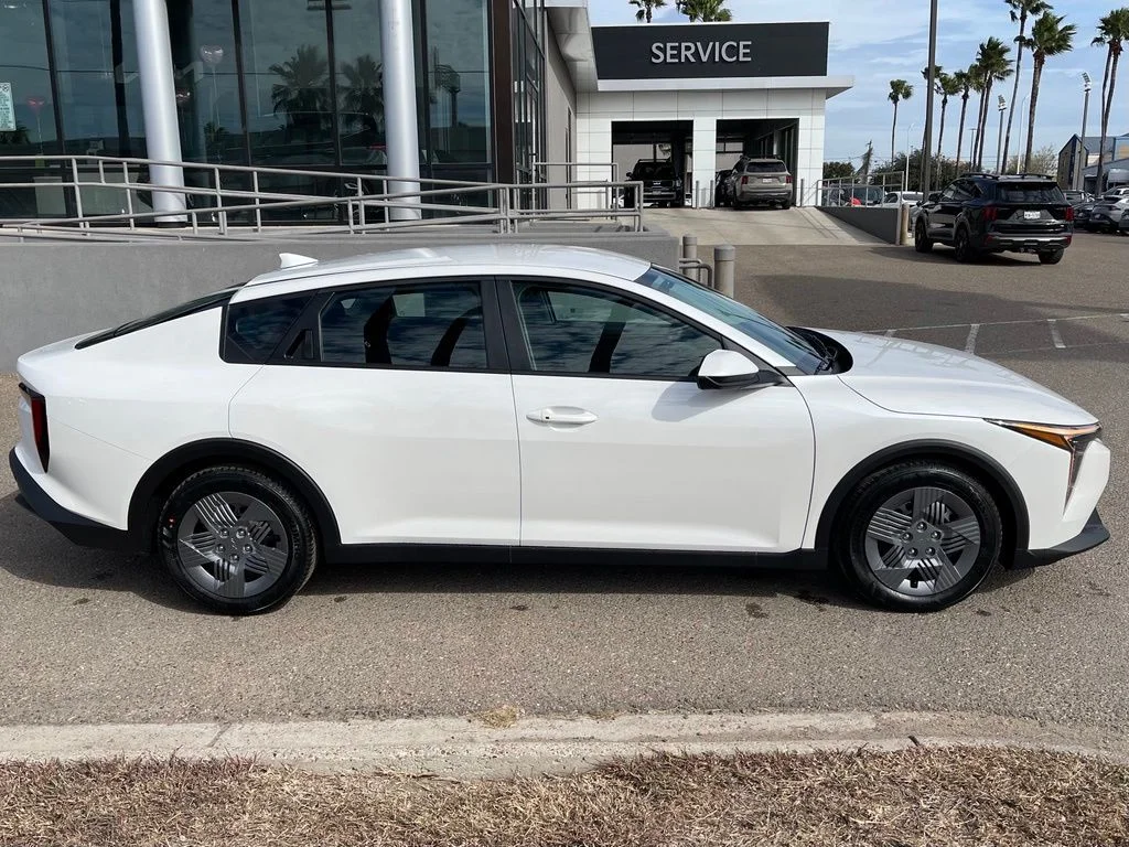 New 2026 White Kia LX image 9