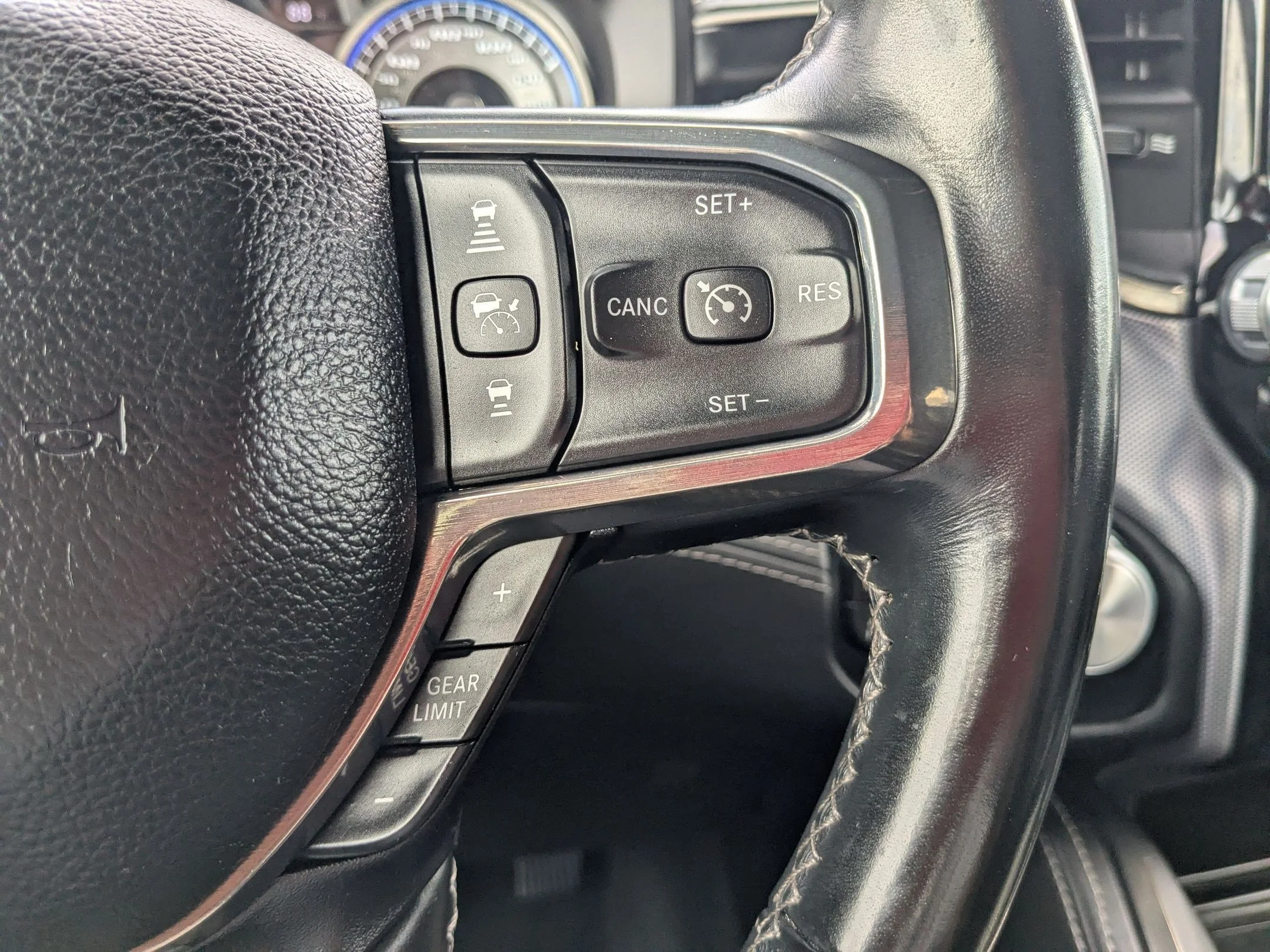 Used 2021 Delmonico Red Pearlcoat Ram Limited image 20