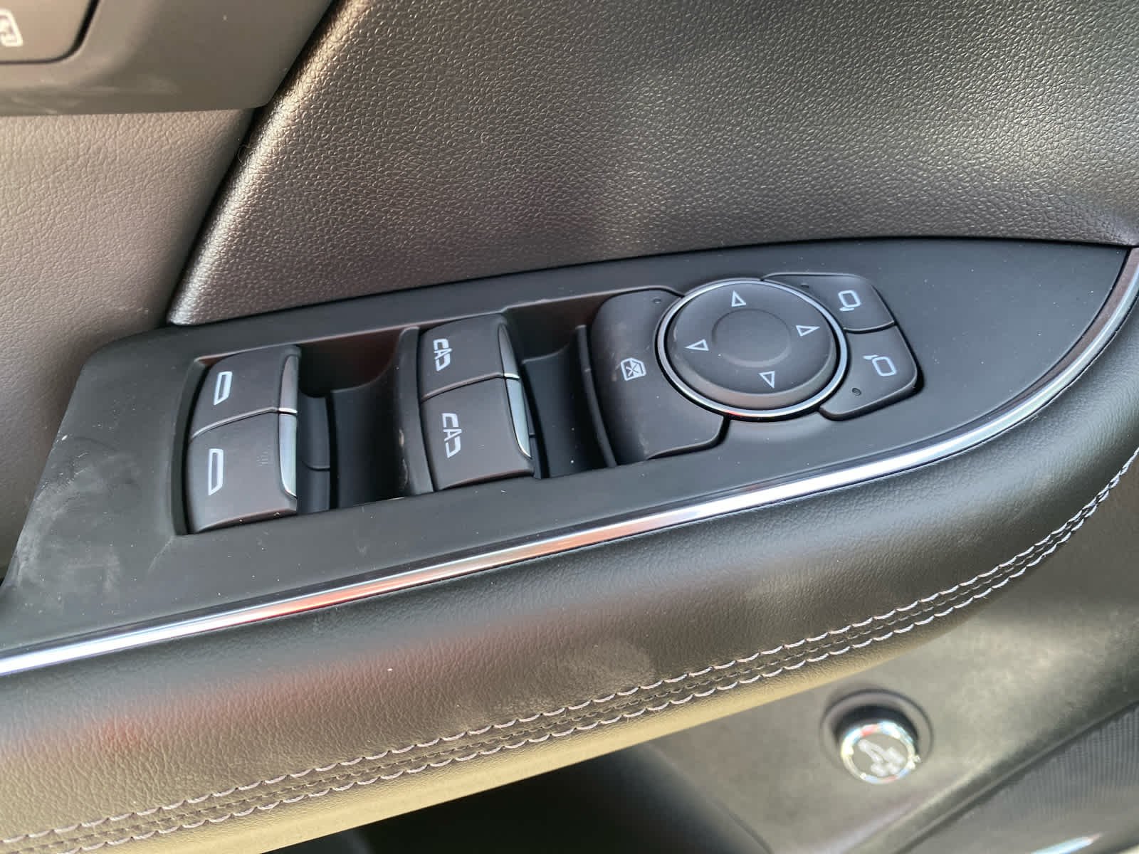 2026 Buick Envision Avenir - Photo 12