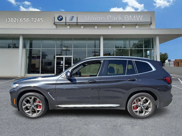 Used 2022 Dark Graphite Metallic BMW xDrive30i image 7