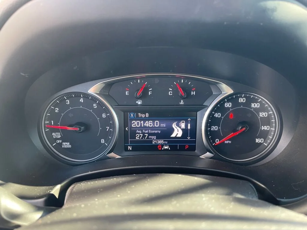 Used 2023 Marine Metallic GMC SLE image 18