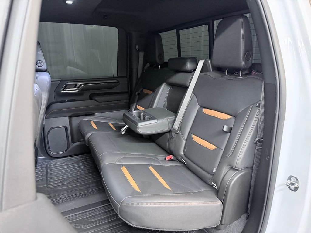 Used 2024 White GMC AT4 image 41