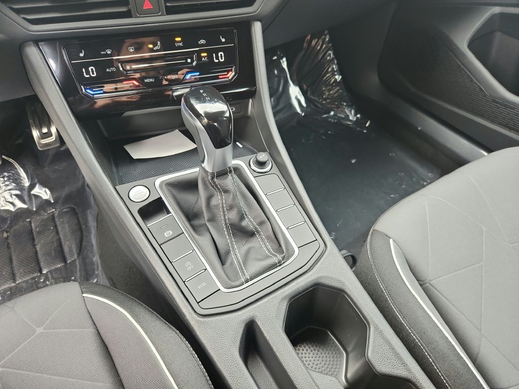 New 2027 Gray Volkswagen 1.5T Sport image 13