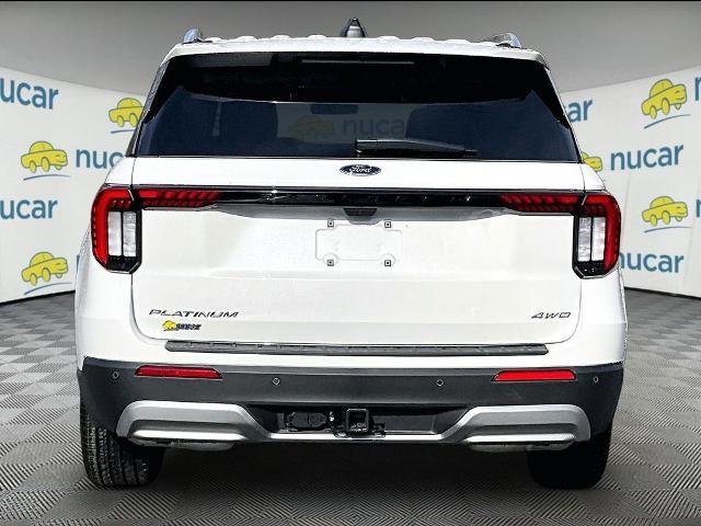New 2026 Star White Metallic Tri-Coat Ford Platinum™ image 5