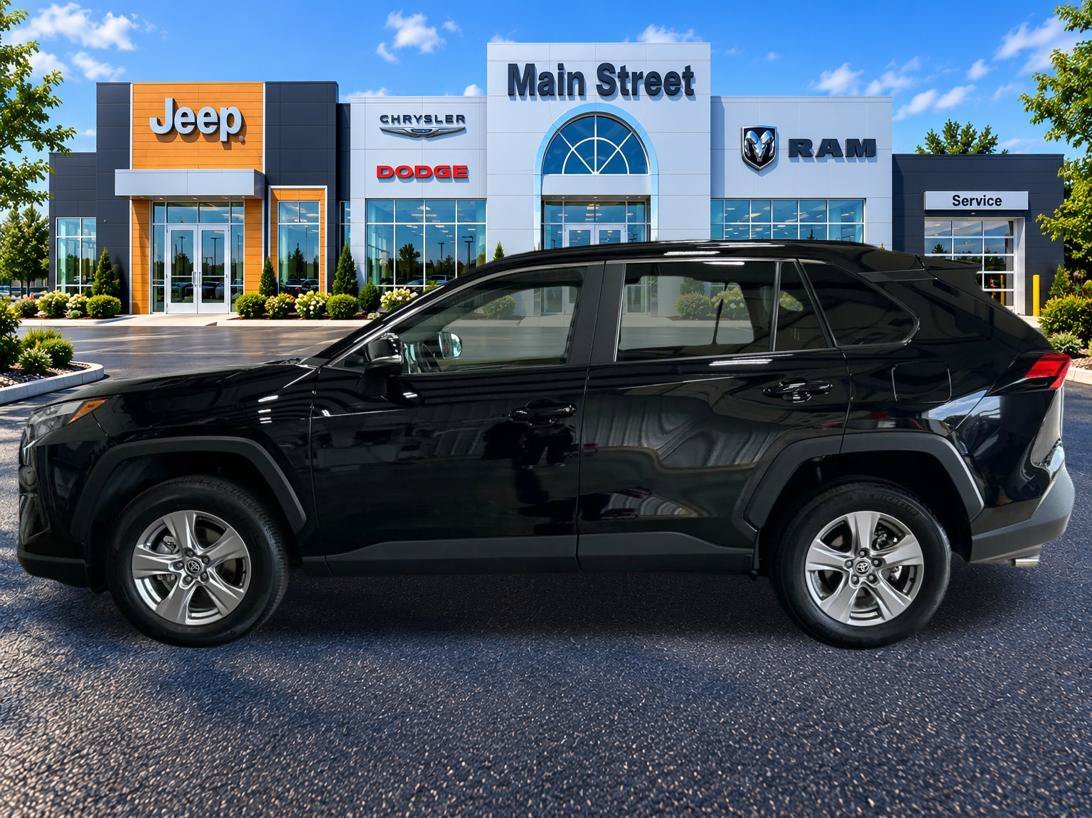 Used 2025 Toyota RAV4 XLE with VIN 2T3W1RFV7SC331365 for sale in Kansas City